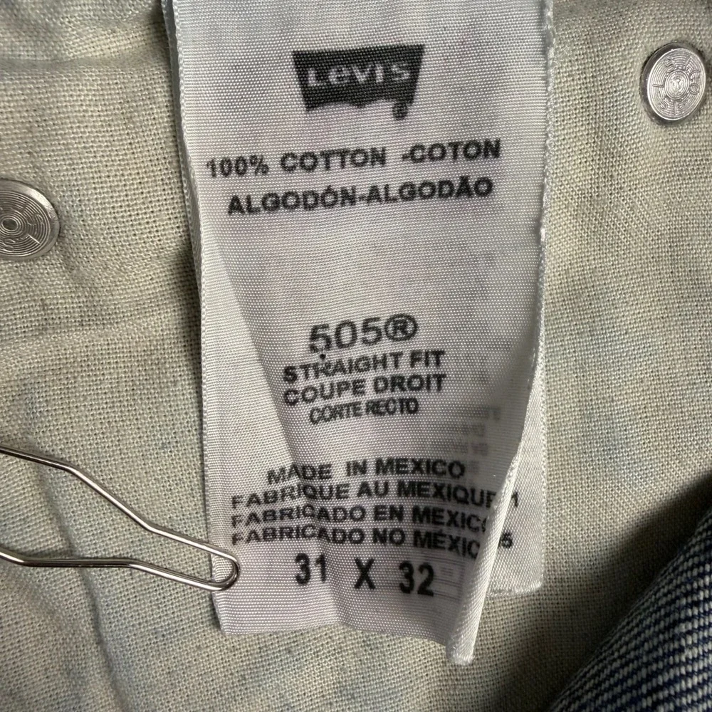 Levi's 505 Jeans Mens 31x32 Blue Straight Leg Regular Fit Denim